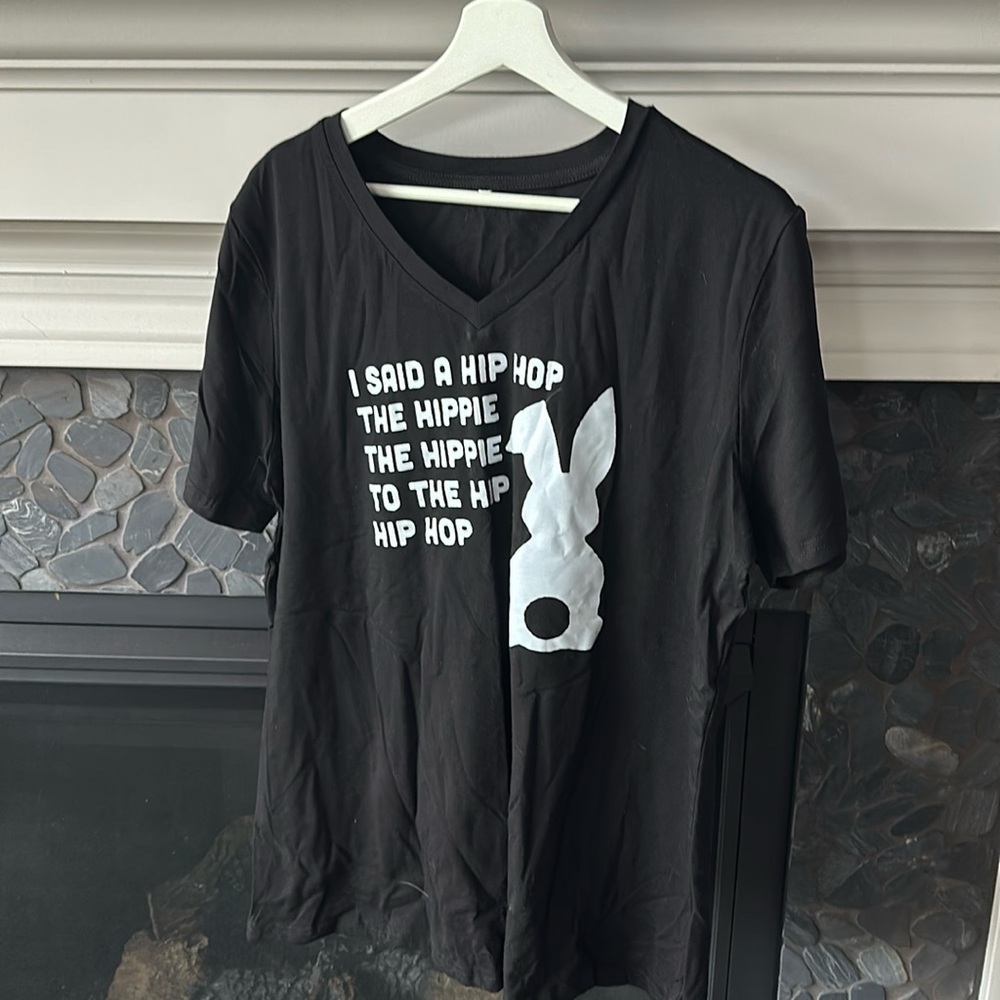 Women’s V-neck